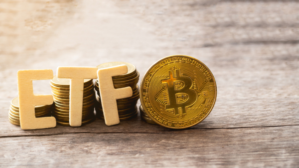 Рекордный отток из биткоин-ETF на фоне рыночной турбулентности