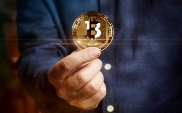 Биткоинская лестница в размере 10 000 долларов США: в чартных сигналах марш на 115 000 долларов США