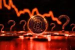 Биткоин рухнул к $104 000. Аналитики очертили дальнейшую траекторию 