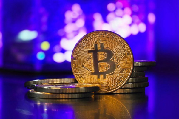 Биткоин -всплеск вступает? Прогноз эксперта повышает брови