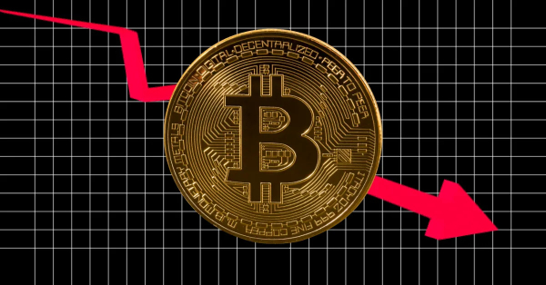 Тревожные сигналы на графиках: разворот биткоина уже в июне?